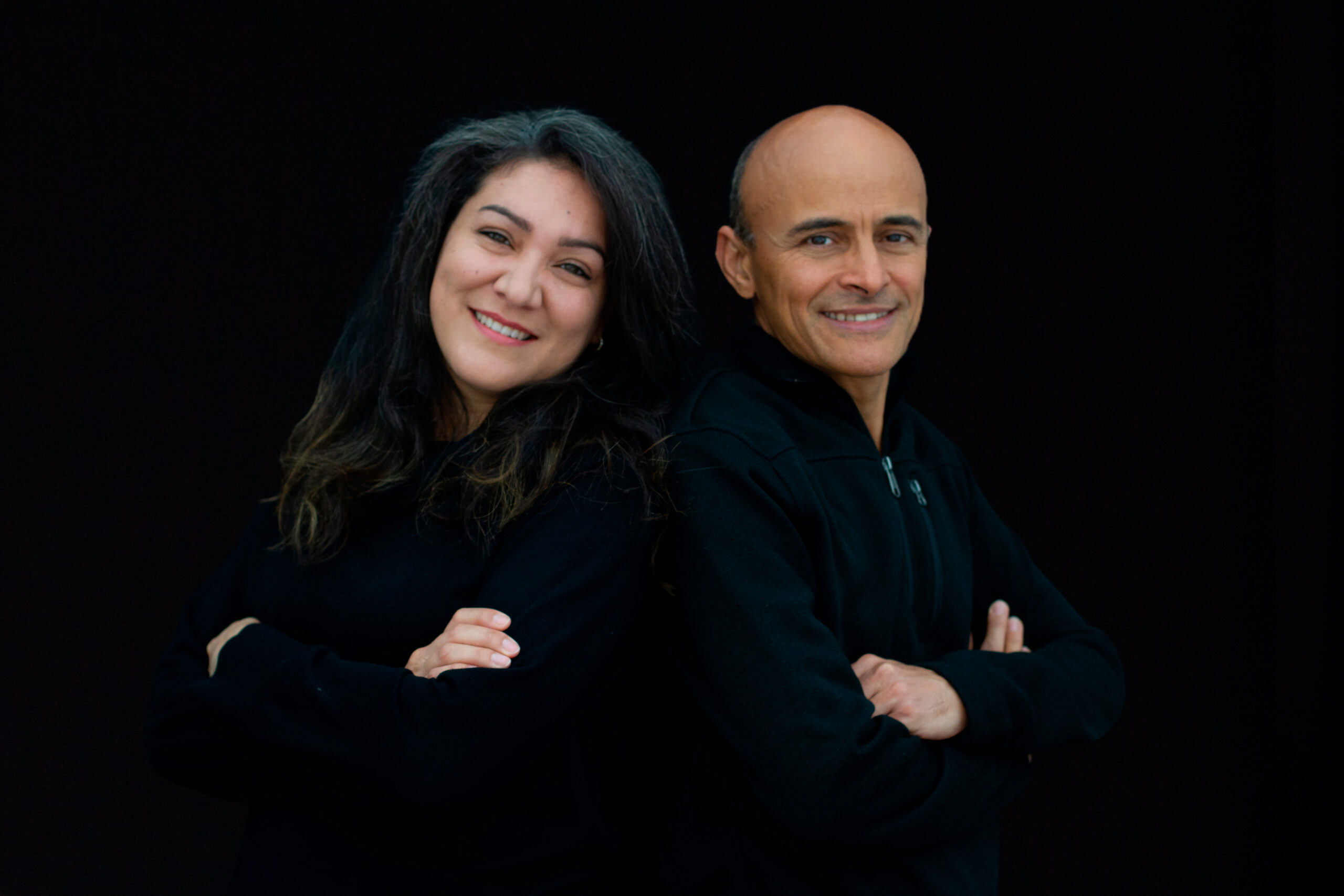 Casados e ministrando desde 94, Lúcio e Dina assinam com a Nova Fase Distribuição