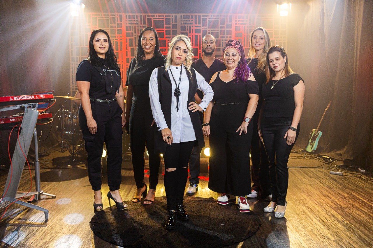 “Deus te vê”: Novo single de Sandra Marques traz participação do Coral Emmanuel