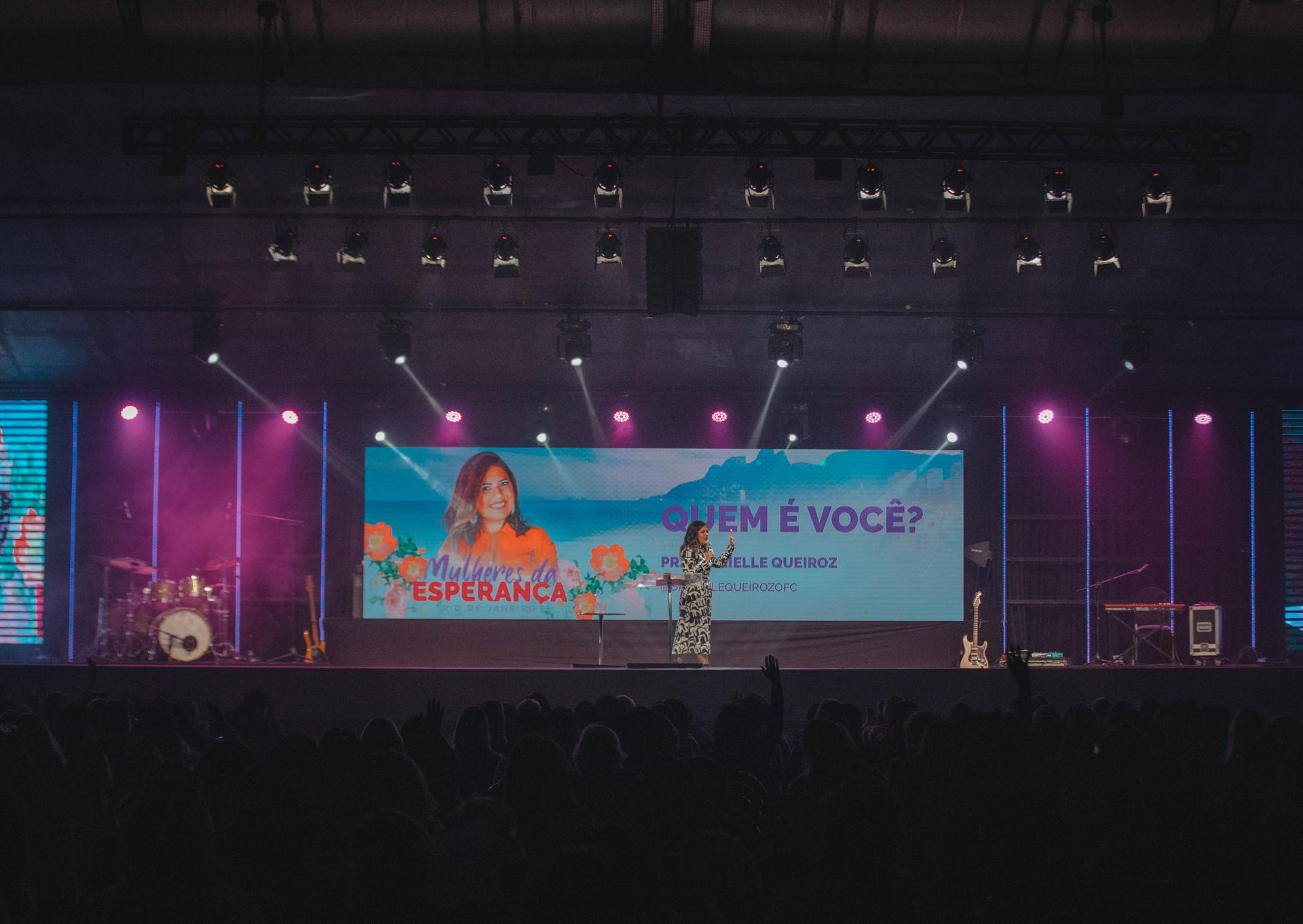 Esperança Rio: Primeiro encontro regional do Mulheres da Esperança reúne centenas de cristãs na Barra da Tijuca