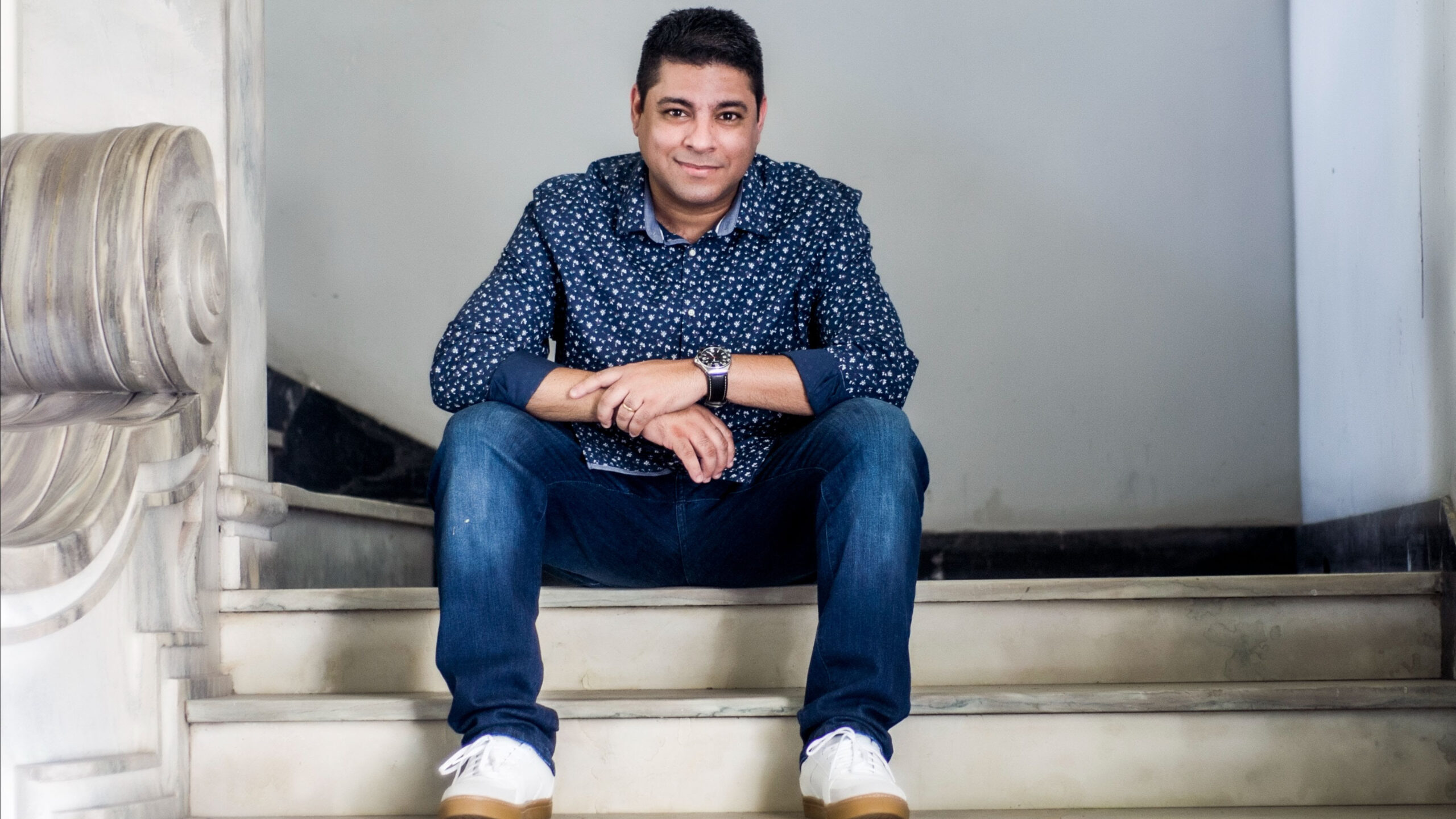 André Moreira lança single autoral “Milagres” nas plataformas digitais
