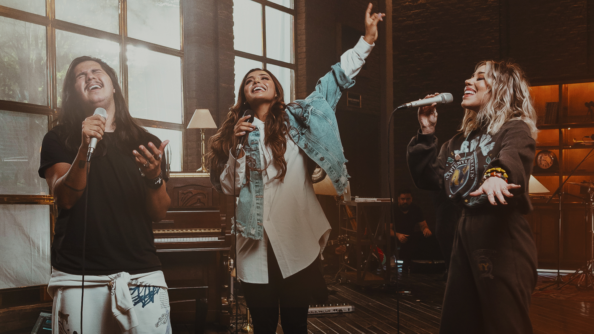 Dueto com Casa Worship marca a estreia de Mari Borges na Musile Records