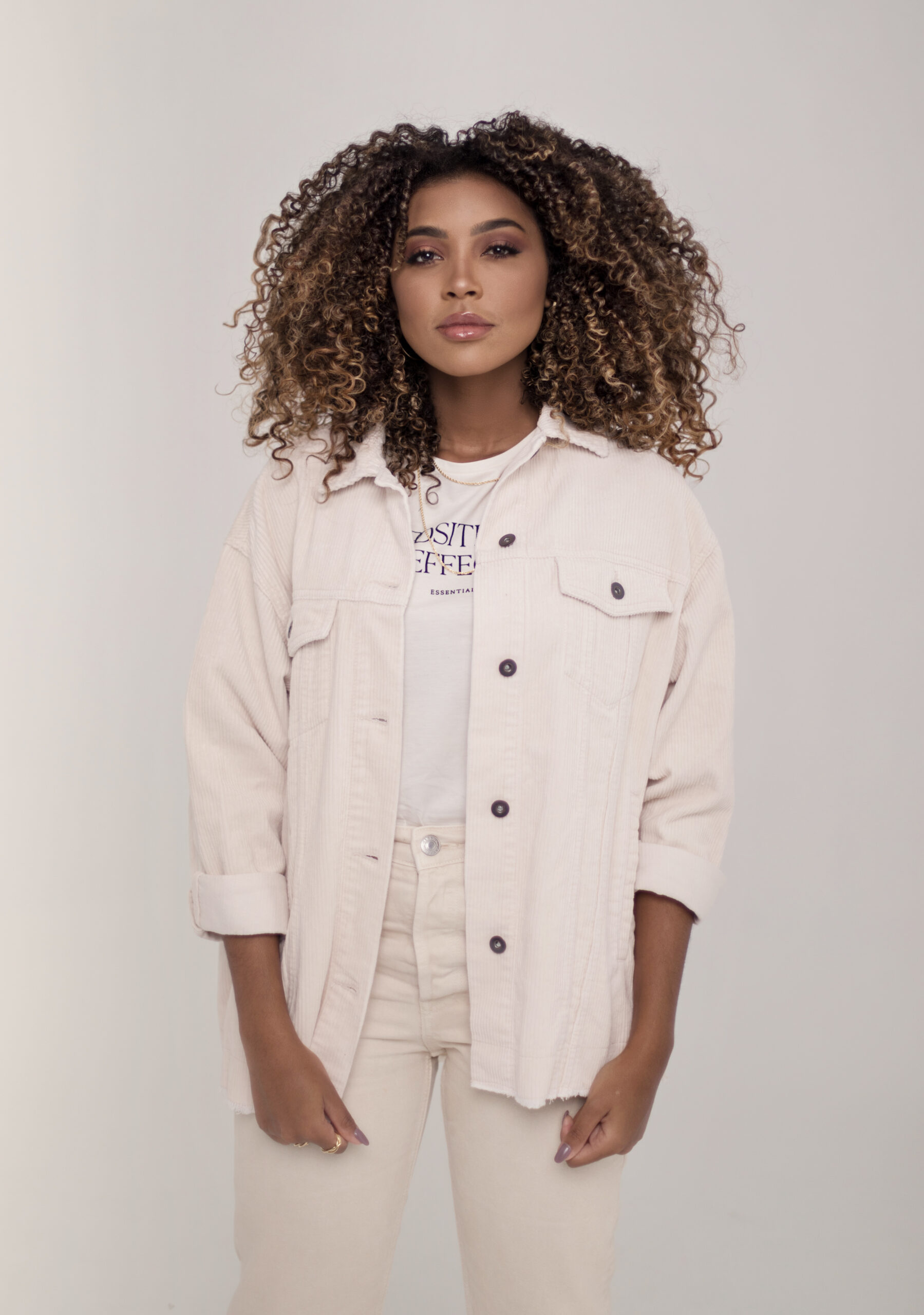 GABRIELA GOMES É A PRIMEIRA ARTISTA FEMININA GOSPEL A ENTRAR PARA O PROGRAMA EQUAL, DO SPOTIFY