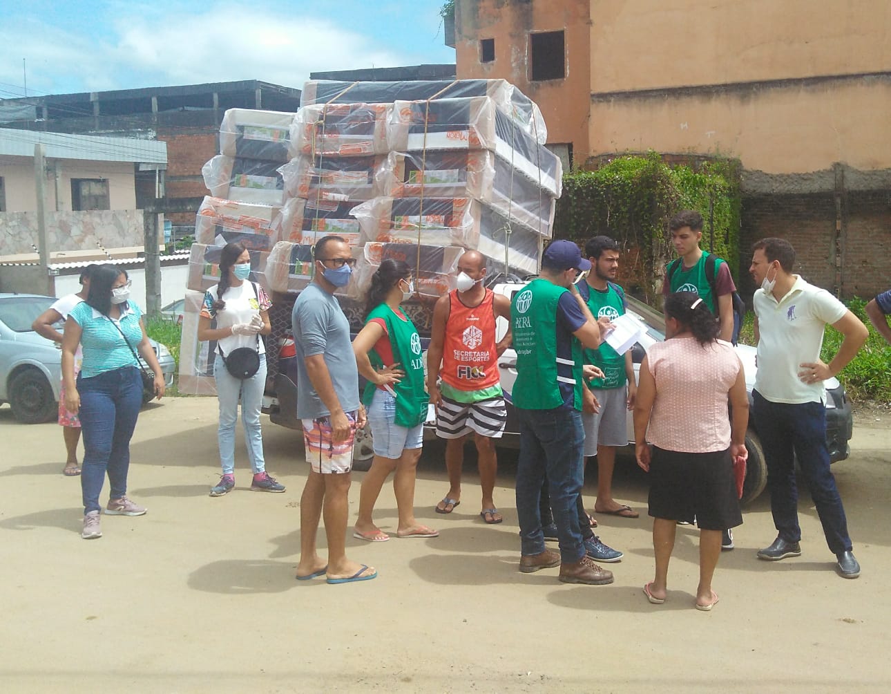 Agência humanitária auxilia famílias afetadas pelas enchentes na Bahia