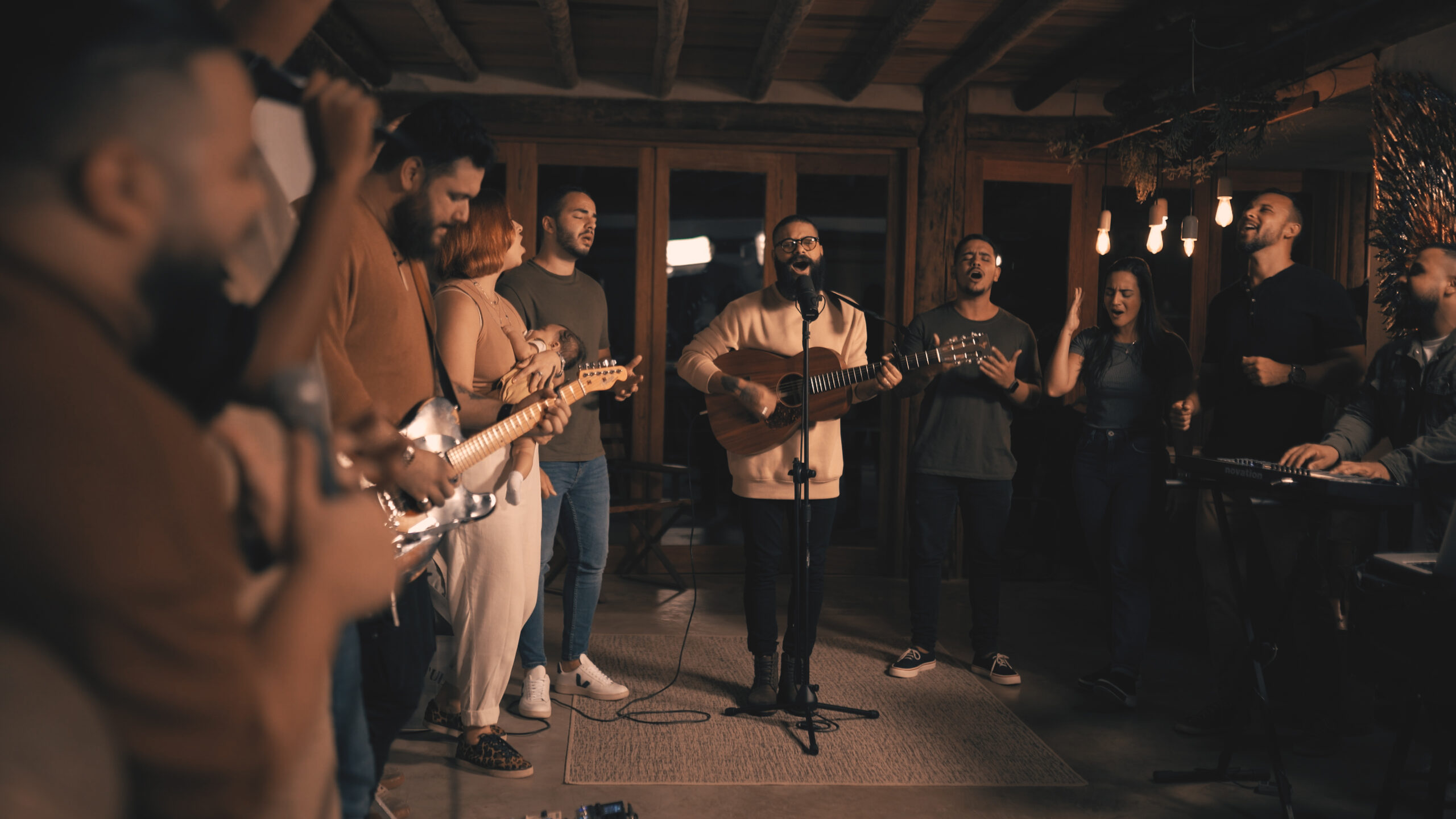 Diego Karter lança a canção “Vida aos Sepulcros”, versão de “Grave Into Gardens”, do Elevation Worship