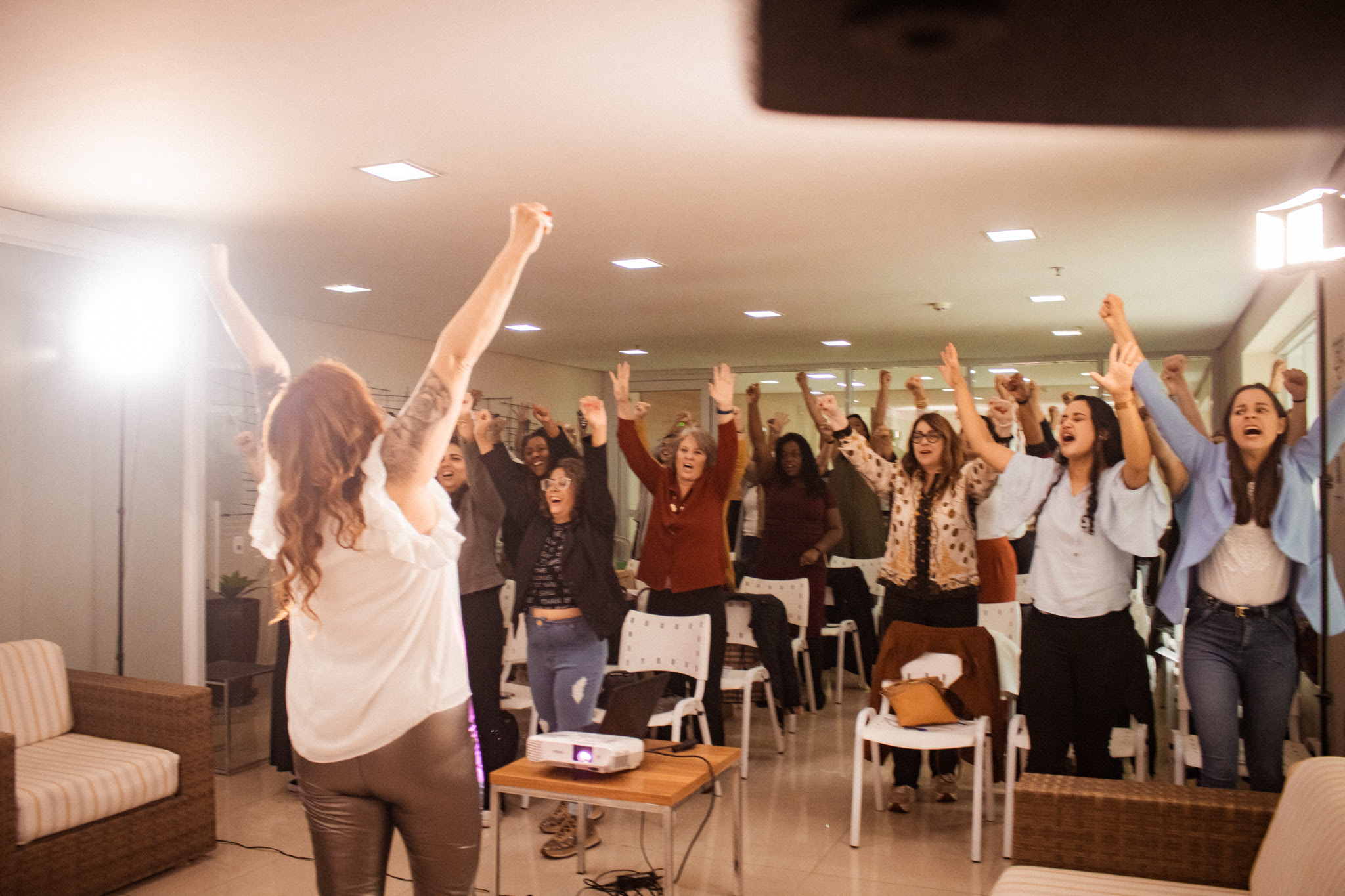 Ana Pitii lança evento de desenvolvimento pessoal e reúne mais de 40 mulheres