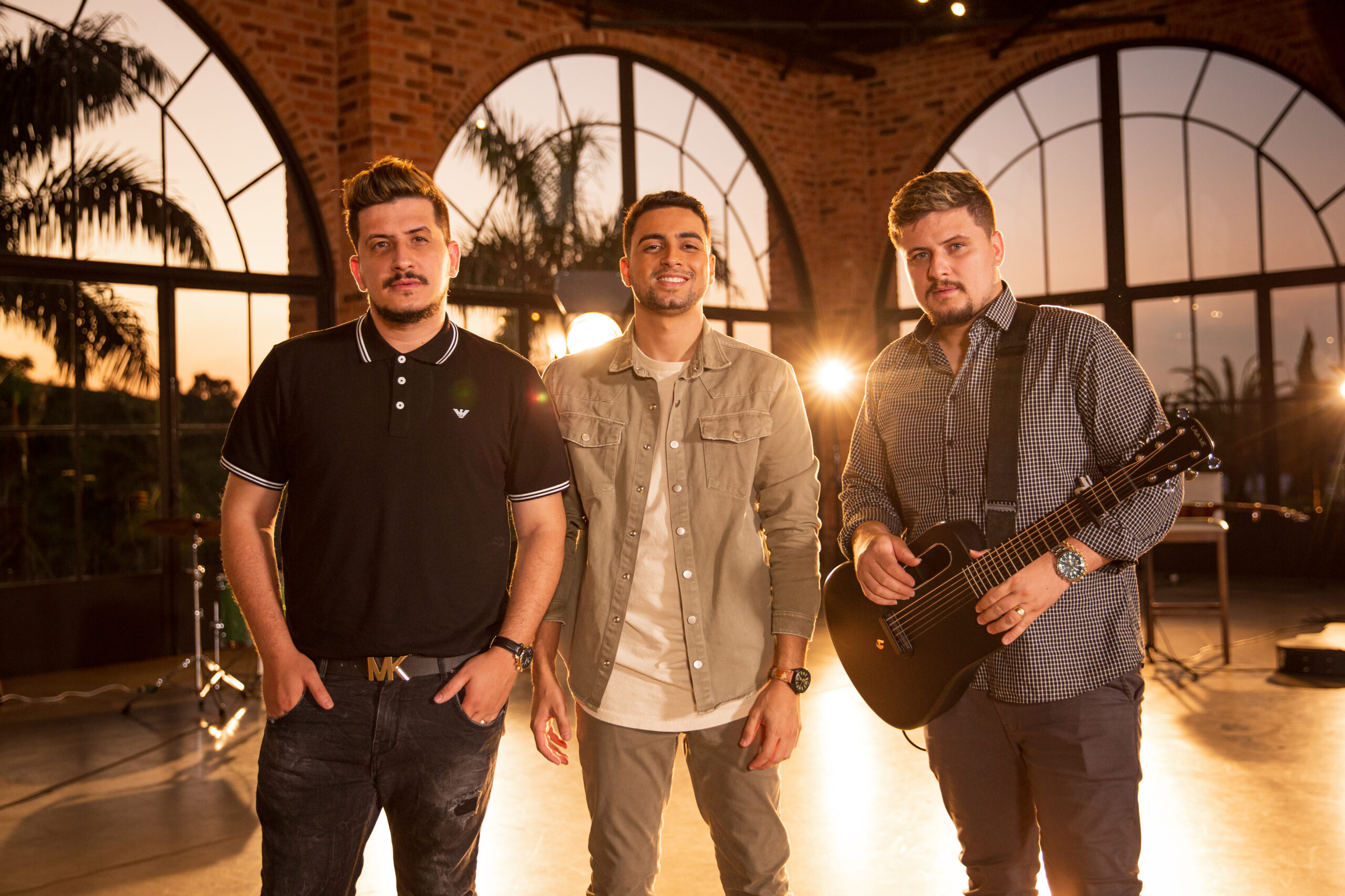Gabriel Brito lança a música “Minha Calmaria” com a participação de André & Felipe
