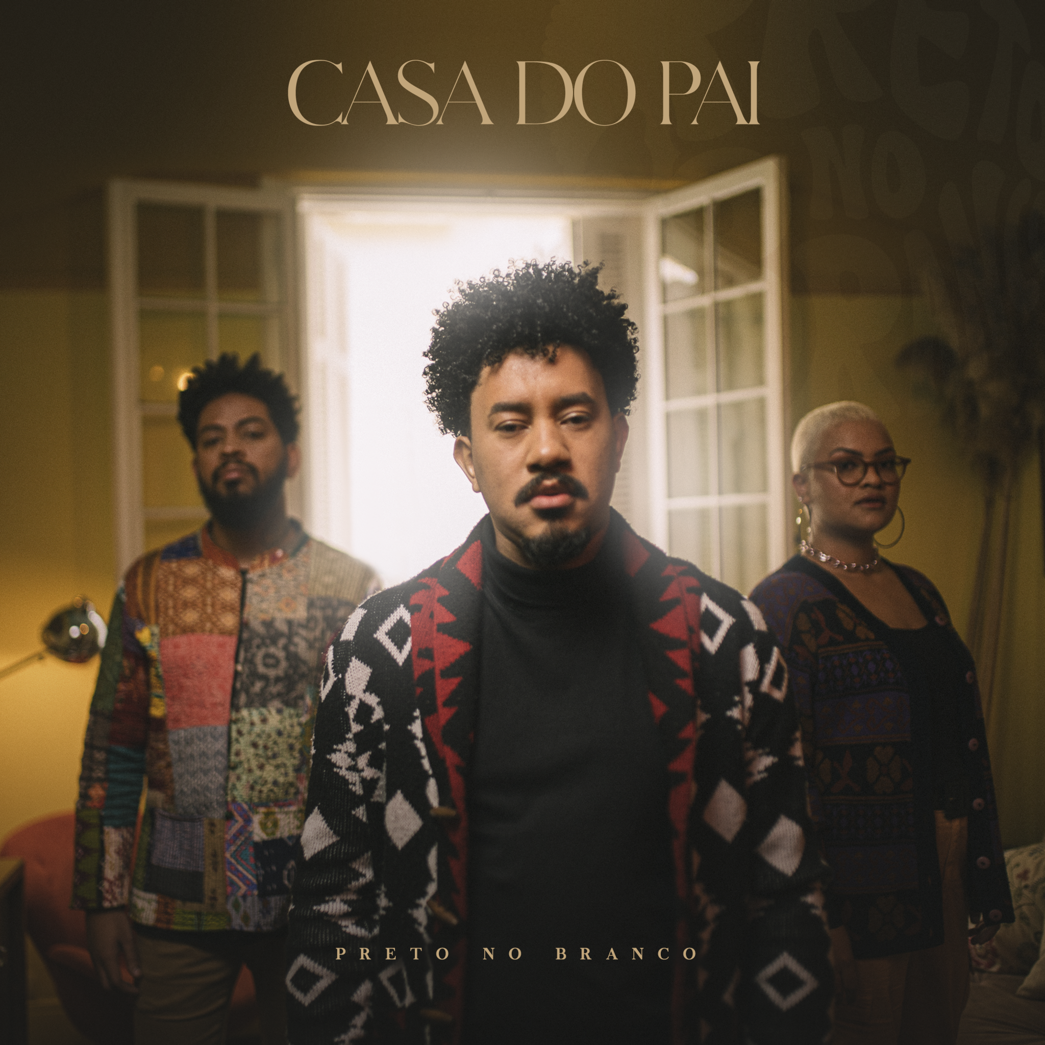 O GRUPO PRETO NO BRANCO APRESENTA O SINGLE E CLIPE DE “CASA DO PAI”