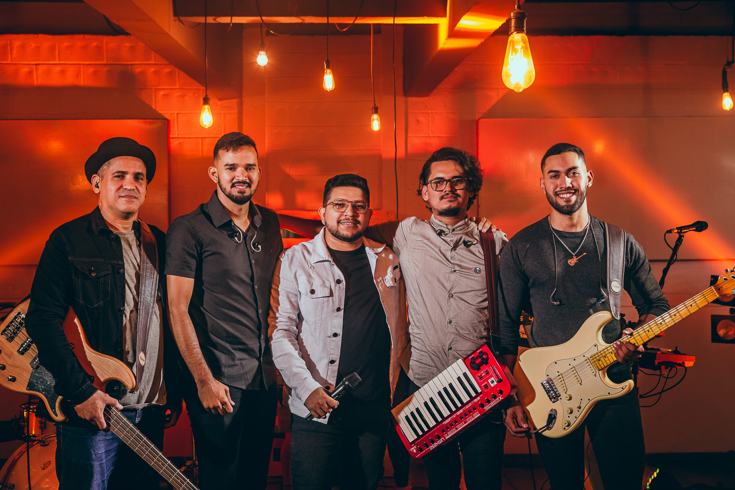 Banda Ophir resgata Maria Madalena no single “Escândalo de Amor”