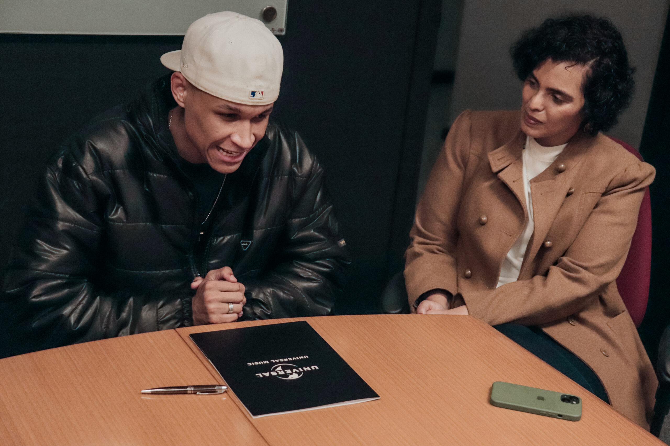 O TRAPPER 2METRO ASSINA CONTRATO COM A UNIVERSAL MUSIC CHRISTIAN GROUP