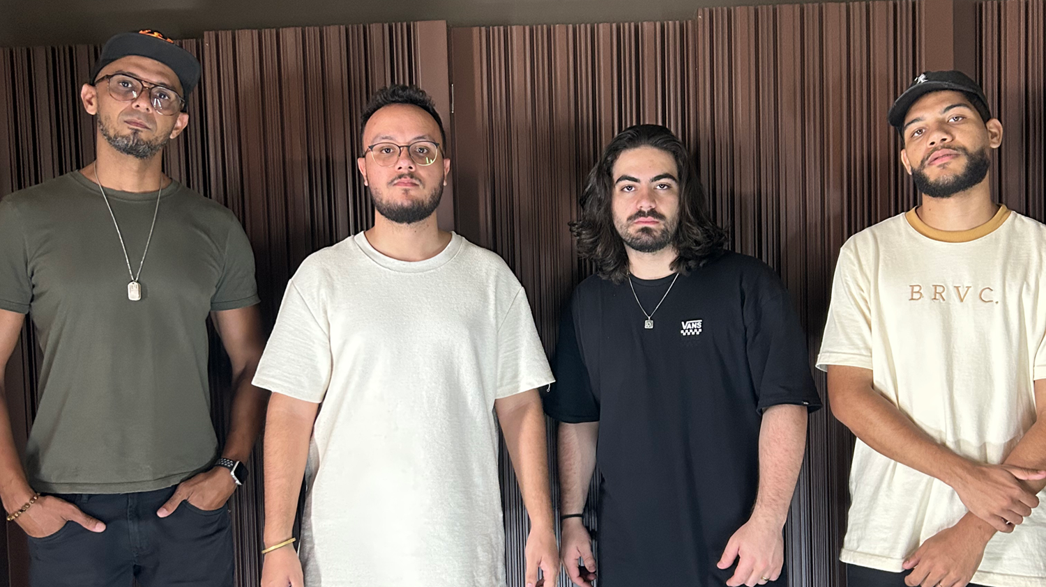 Ex-Lucas 9, Emerson Bruno apresenta sua nova banda – Volt – e já lança primeiro single