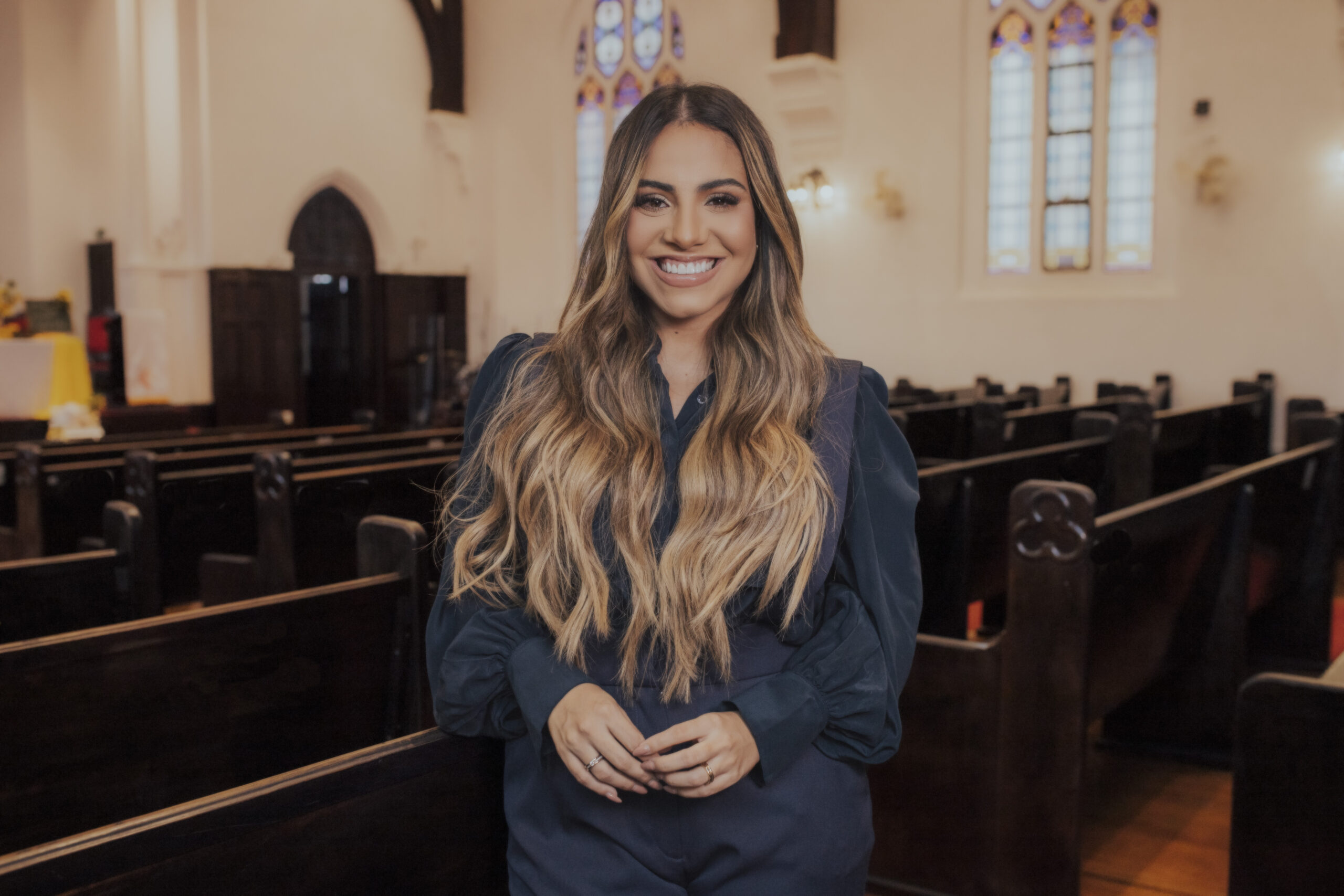 Gabriela Rocha lança o single inédito “Toda Terra”