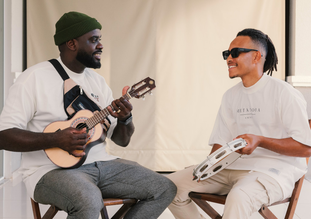 Pagode Restaura convida Waguinho para cantarem juntos a versão em pagode de “Oh Quão Lindo Esse Nome É”