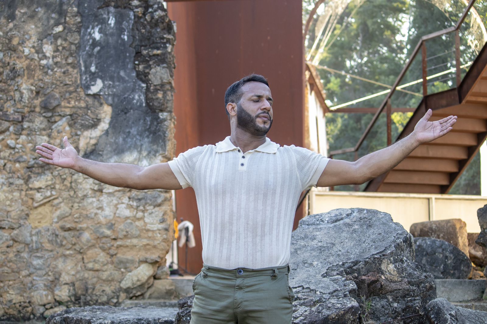 Revelação da música pentecostal, Ronan Sabadini lança a canção “Inegociável” pela Central Gospel Music