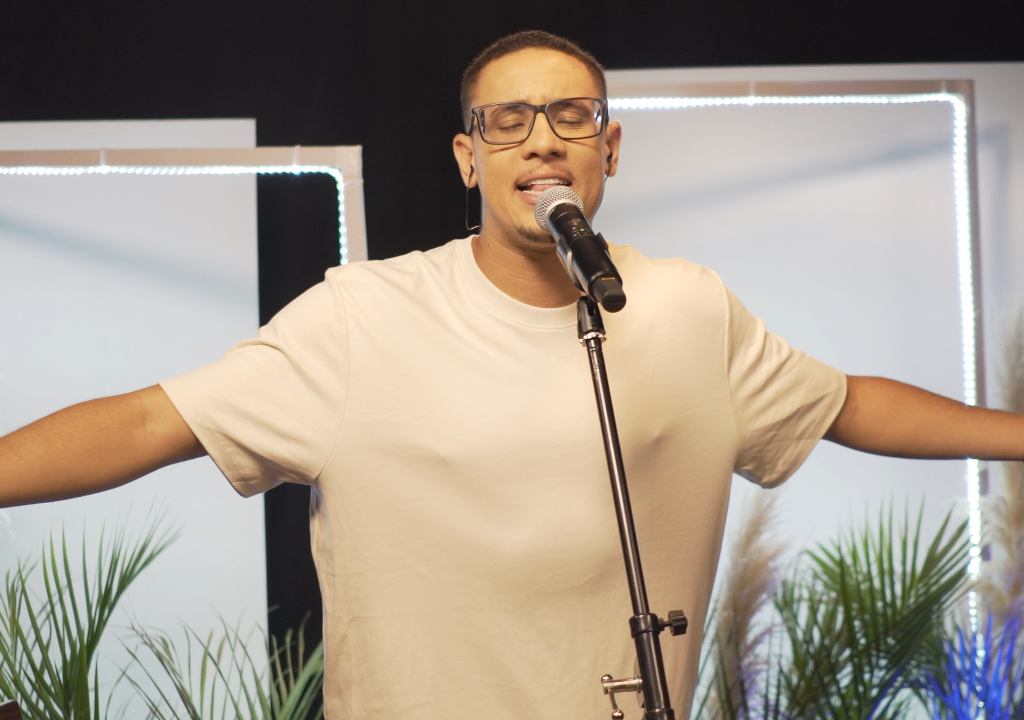 Breno Aguiar lança releitura de sucesso de Jotta A pelo projeto CGM Covers
