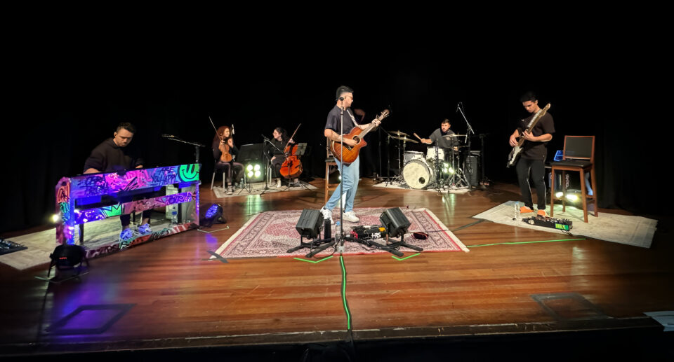 SALVAON lança álbum “Ao Vivo no Teatro” pela Flame Music: Uma experiência de adoração intensa