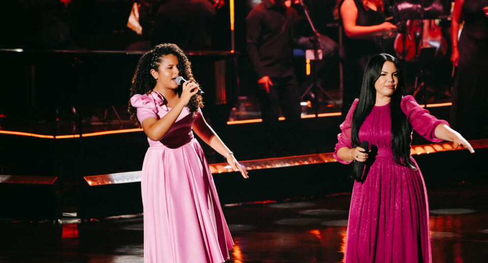Antônia Gomes lança nova versão do sucesso “Na Mesa do Rei” com a participação de Sarah Evelyn