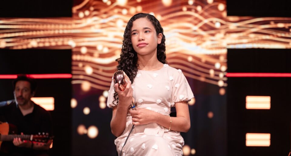 Samantha França estreia na Louvor Eterno com a canção “O Amor Que Cura”