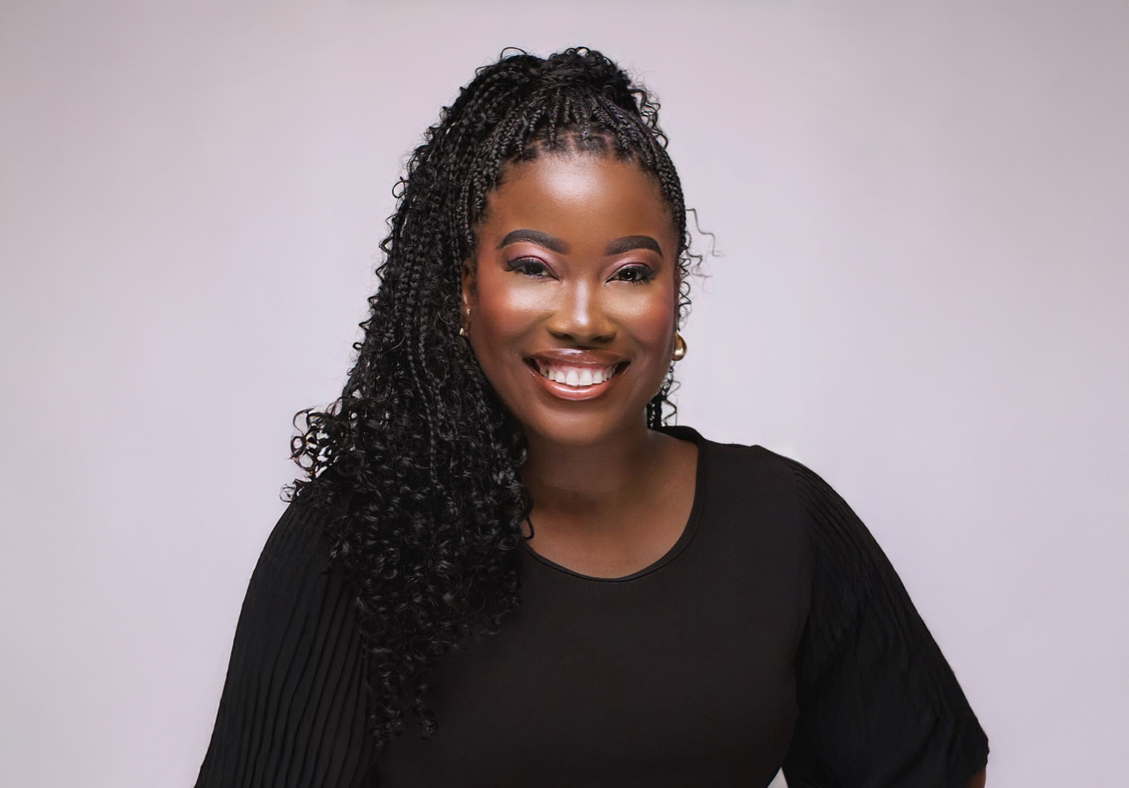 Eunice Zumbuca, uma das intérpretes do hit global “Melhor Amigo / O Que Seria de Mim”, é a nova aposta da Onimusic