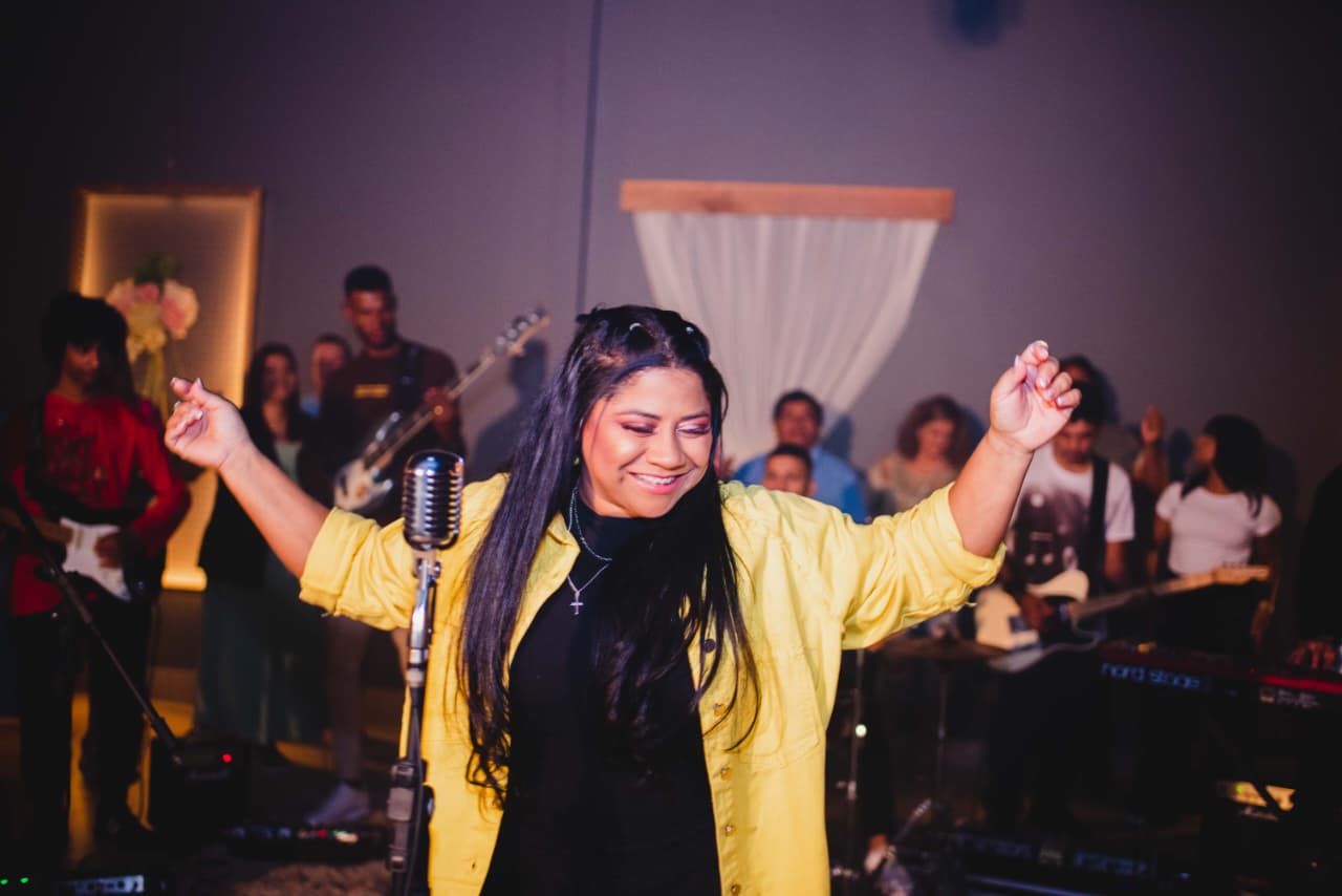 Rosianny Cruz lança “Filho da Promessa”, seu novo single marcado por fé, identidade e superação