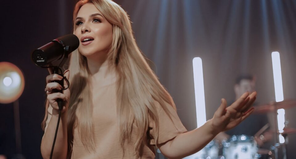 A cantora Fernanda Martell. Foto: Divulgação.