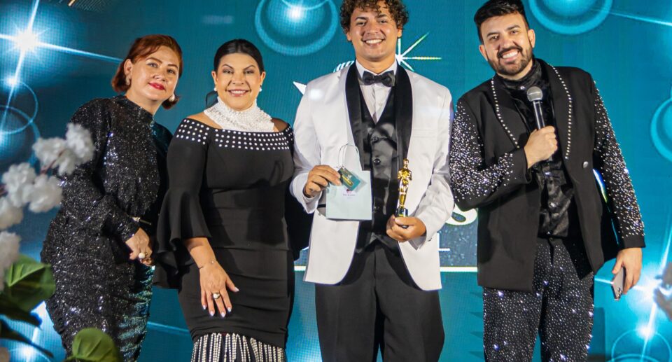O cantor Hudson Vieira no Prêmio Promessa Gospel 2026. Foto: Mateus Silva.