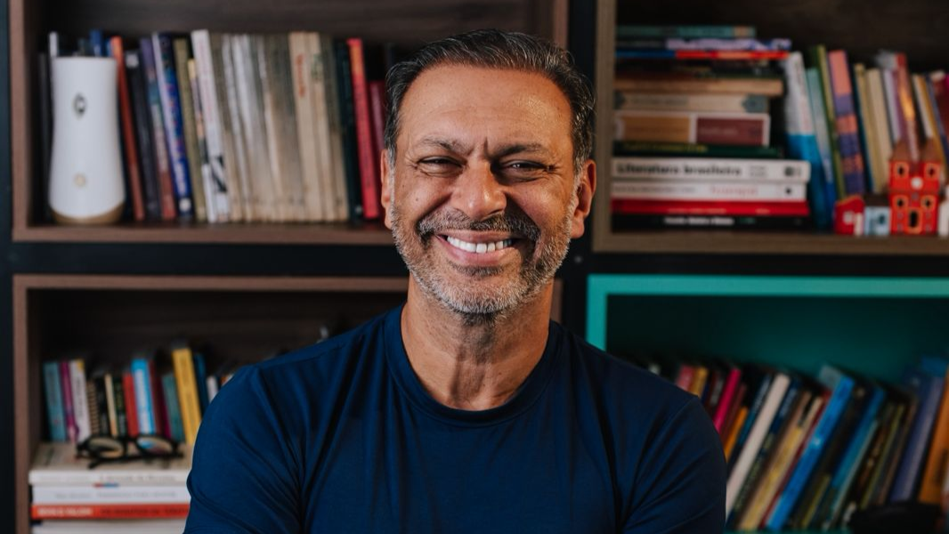 Com mais de 30 anos de carreira no mercado da música, Maurício Soares lança plataforma que conecta artistas e compositores