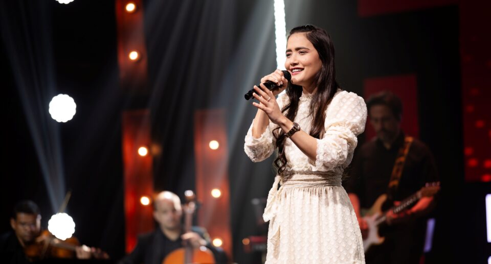 Talita Santos regrava a canção “Sabe Filho”, sucesso imortalizado na voz de Mara Lima