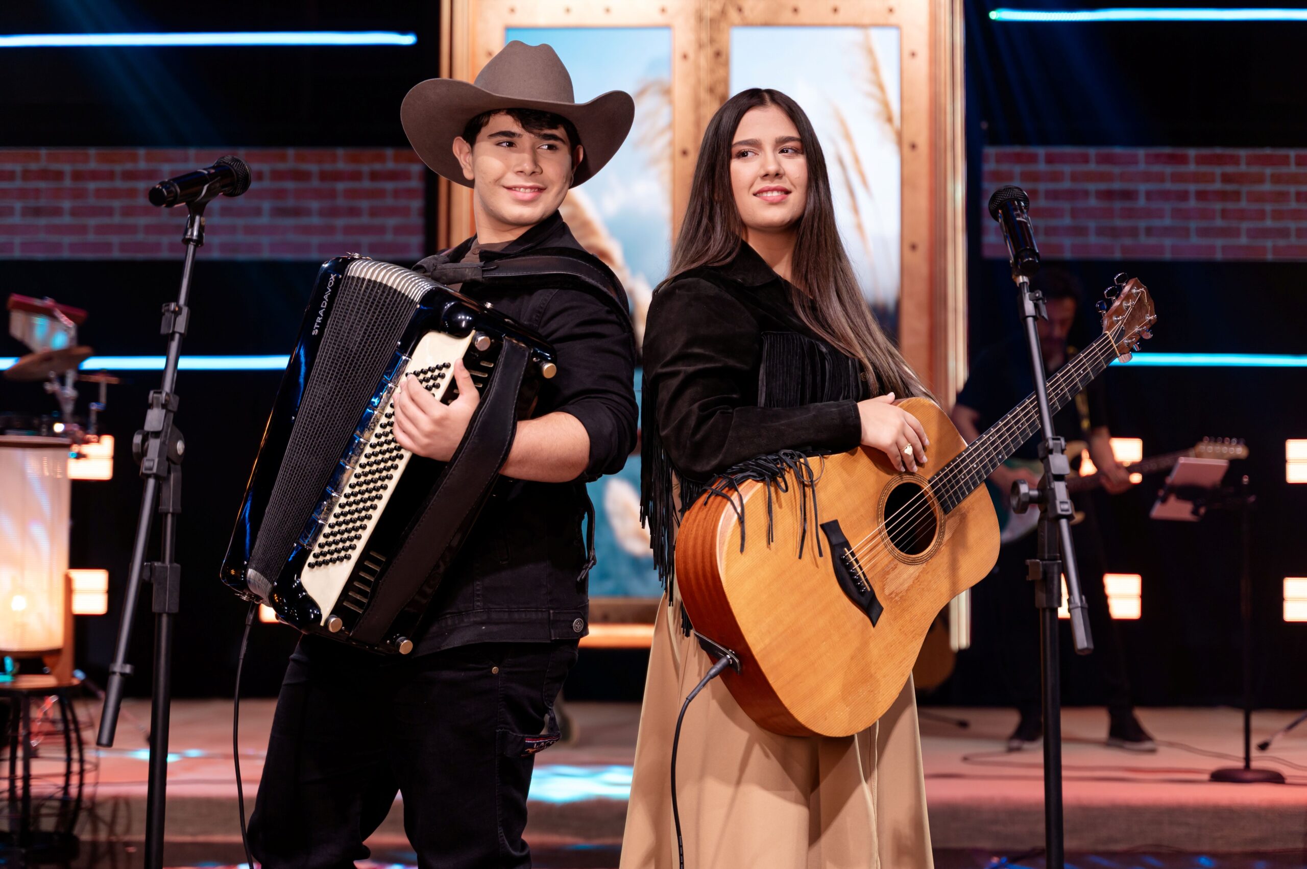 João Marcos e Maria Eduarda lançam o EP “A Minha Vida é de Jesus” e resgatam clássicos do sertanejo cristão