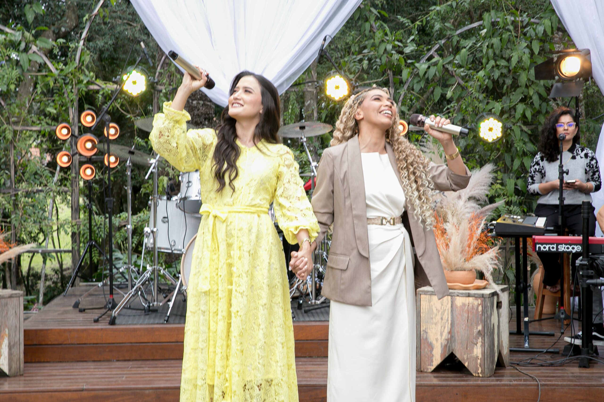 Talita Santos e Cony Canfreddy se unem na canção “Eu Escolhi Permanecer”, do projeto “A Comunhão”